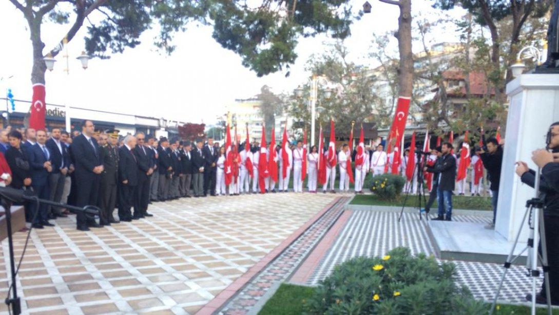 Türkiye Cumhuriyetinin Kurucusu Gazi Mustafa Kemal Atatürk Saygı ve Minnetle Anıldı