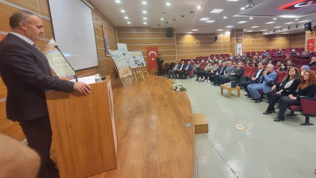 ULUSLARARASI TEKNOLOJİ YARIŞMALARI VE PROJELERİ KULÜBÜ TANITIM TOPLANTISI YAPILDI