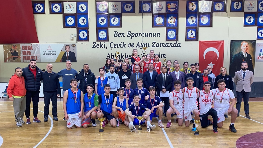 GEMLİK OKUL SPORLARI 2. KÜME 3 X 3 BASKETBOL MÜSABAKALARI YOĞUN KATILIMLA SONA ERDİ