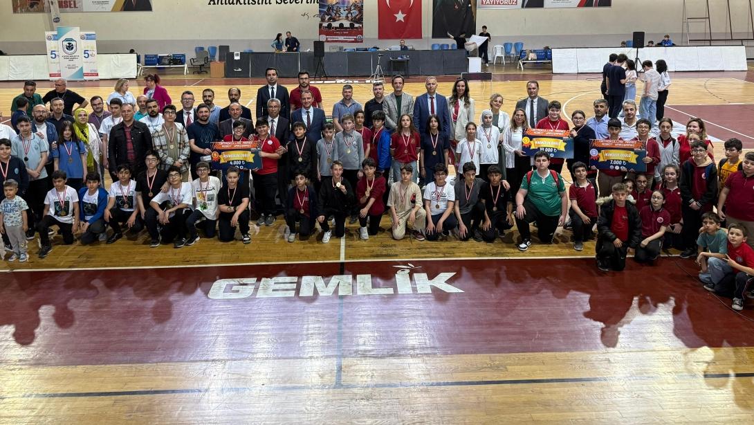 Robot Yarışmasında Dereceye Girenler Belli Oldu: